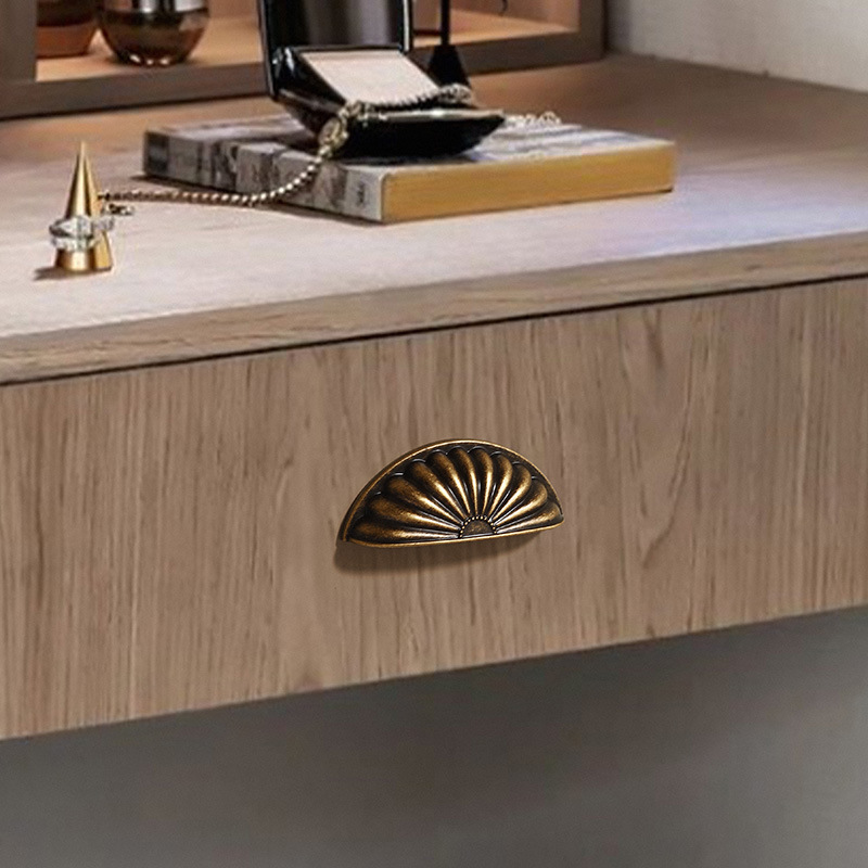 مقابض عتيقة من الشمال للأثاث م - مراجعة Furniture And Kitchen Hardware Fitting وسعره